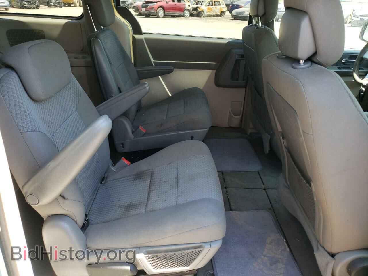 2010 CHRYSLER MINIVAN - VIN: 2A4RR2D1XAR456293 - Фото 6