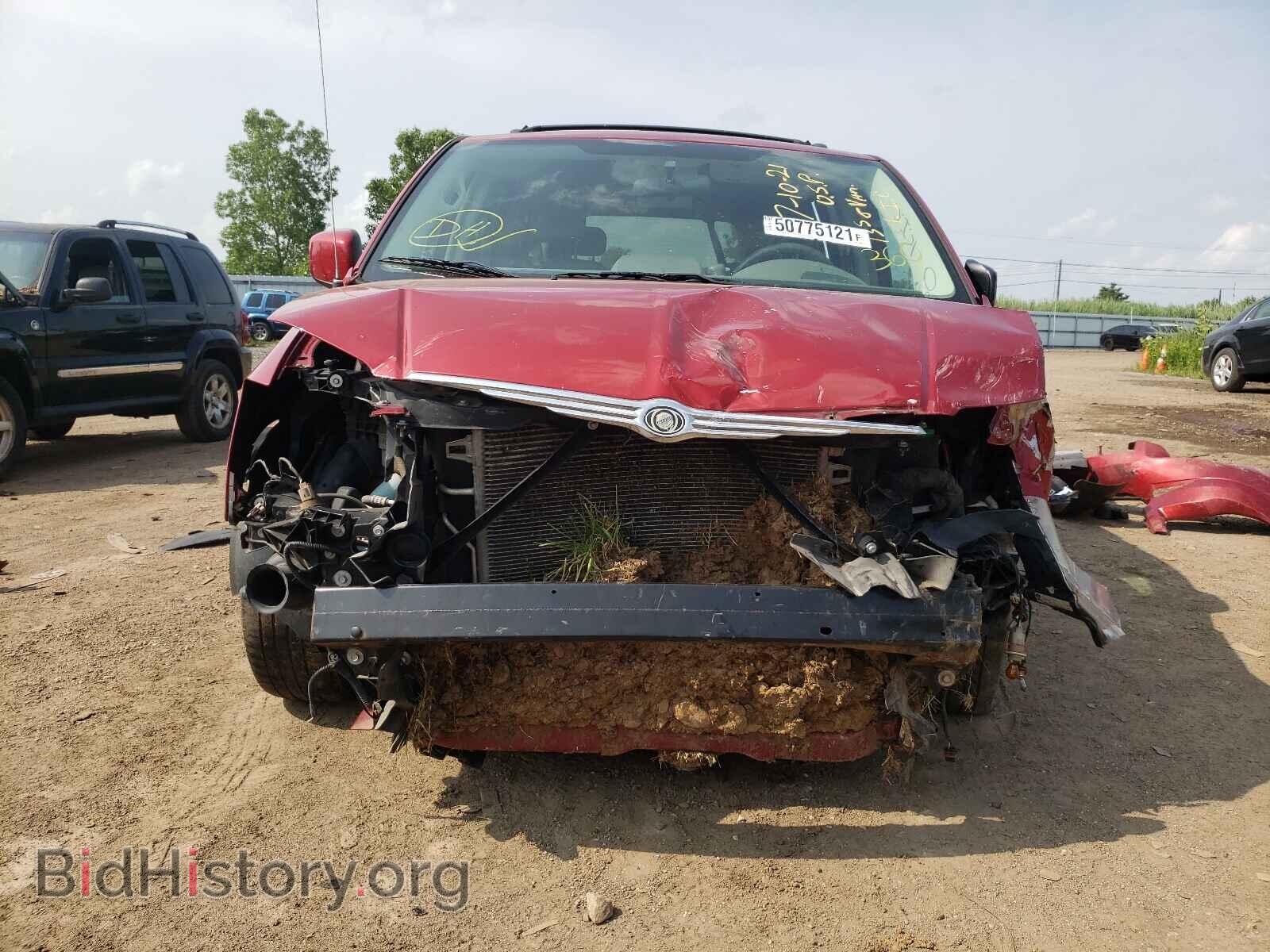 2008 CHRYSLER MINIVAN - VIN: 2A8HR54P58R738853 - Фото 9