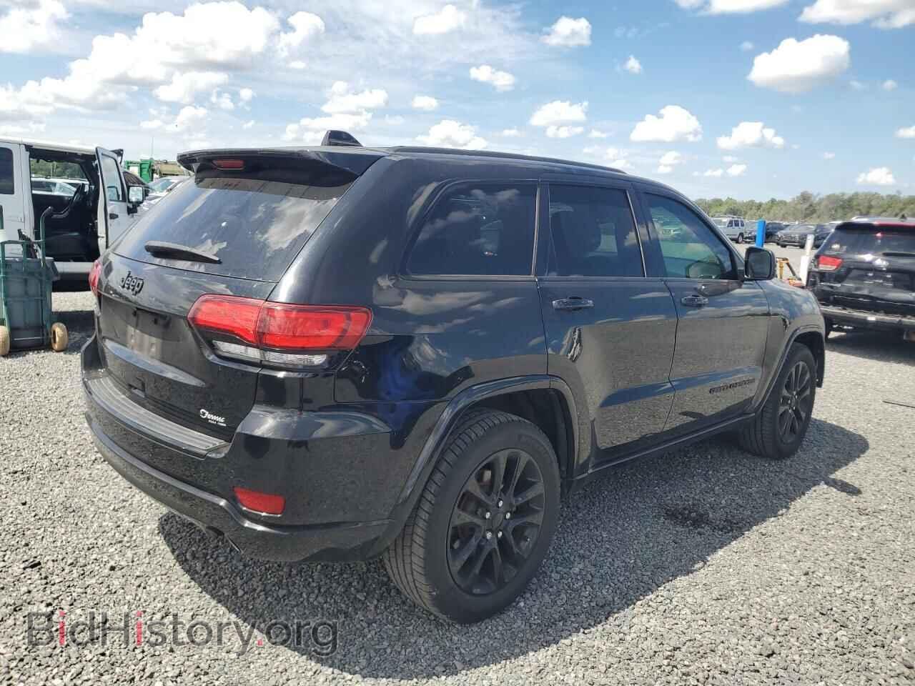 2018 JEEP CHEROKEE - VIN: 1C4RJEAG3JC431011 - Фото 3