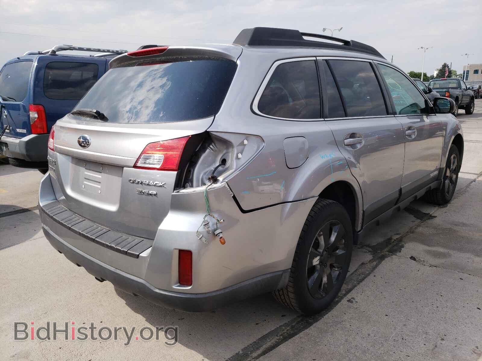 2011 SUBARU OUTBACK - VIN: 4S4BRDCC9B2421116 - Photo 4