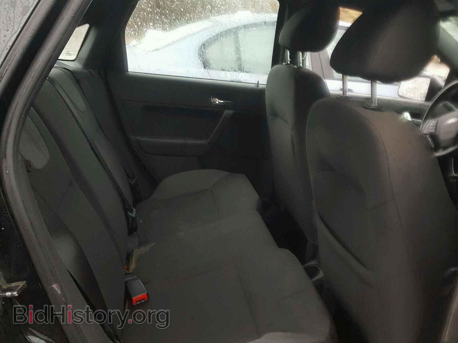 2008 FORD FOCUS - VIN: 1FAHP35N48W189772 - Photo 6