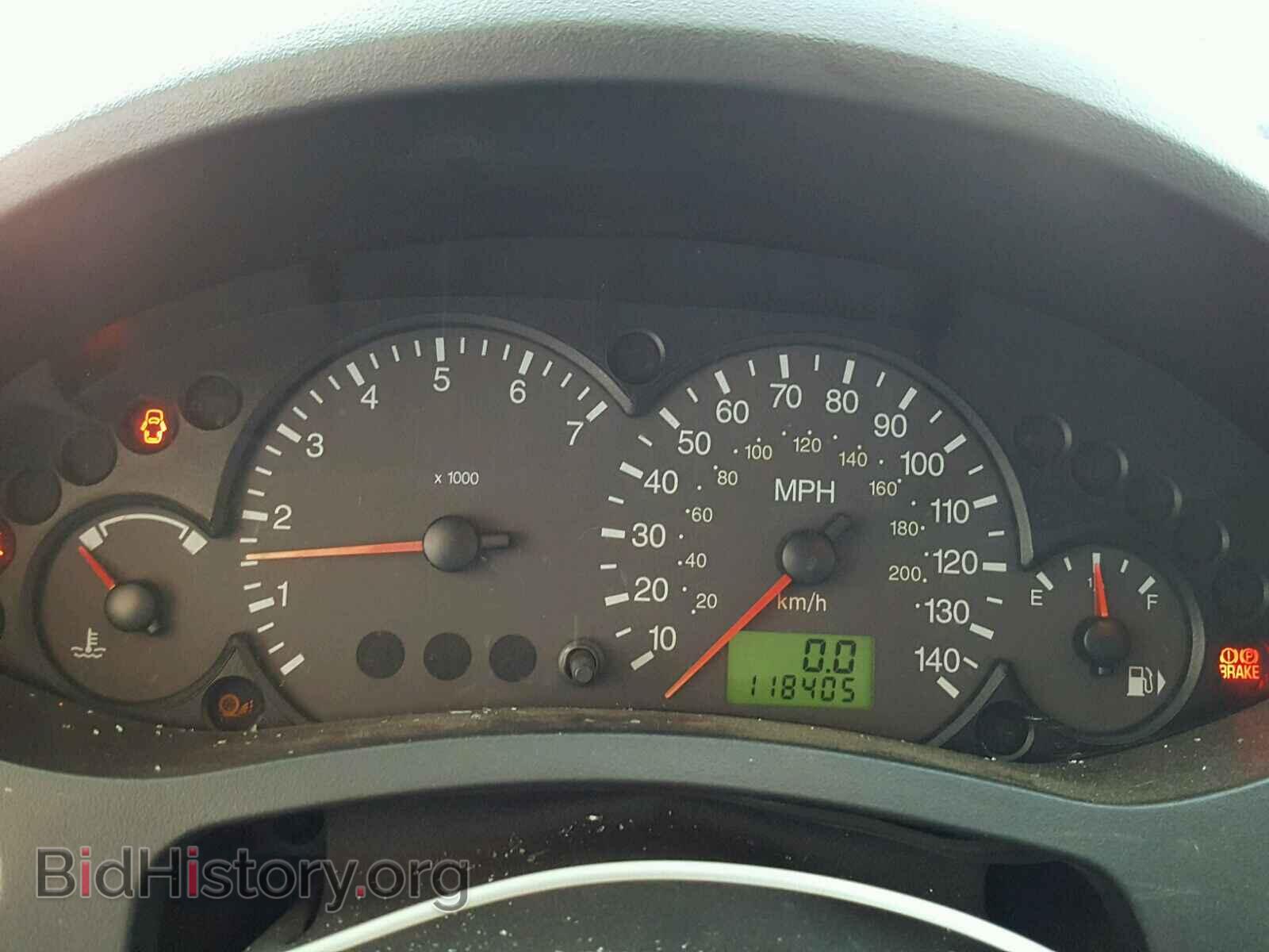 2005 FORD FOCUS - VIN: 3FAFP31N75R148905 - Фото 8