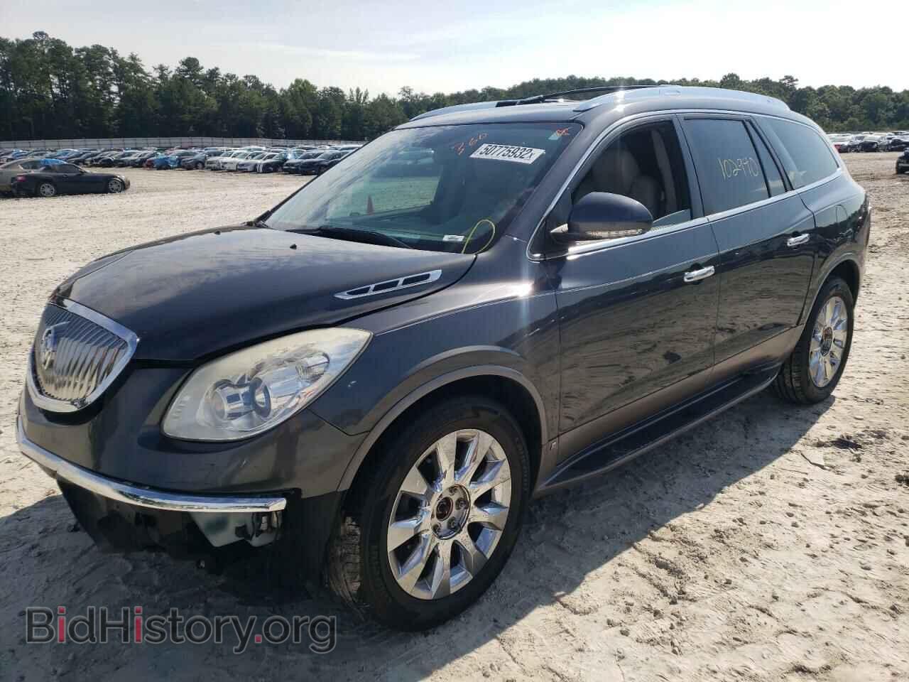 2011 BUICK ENCLAVE - VIN: 5GAKVCED4BJ138565 - Фото 2