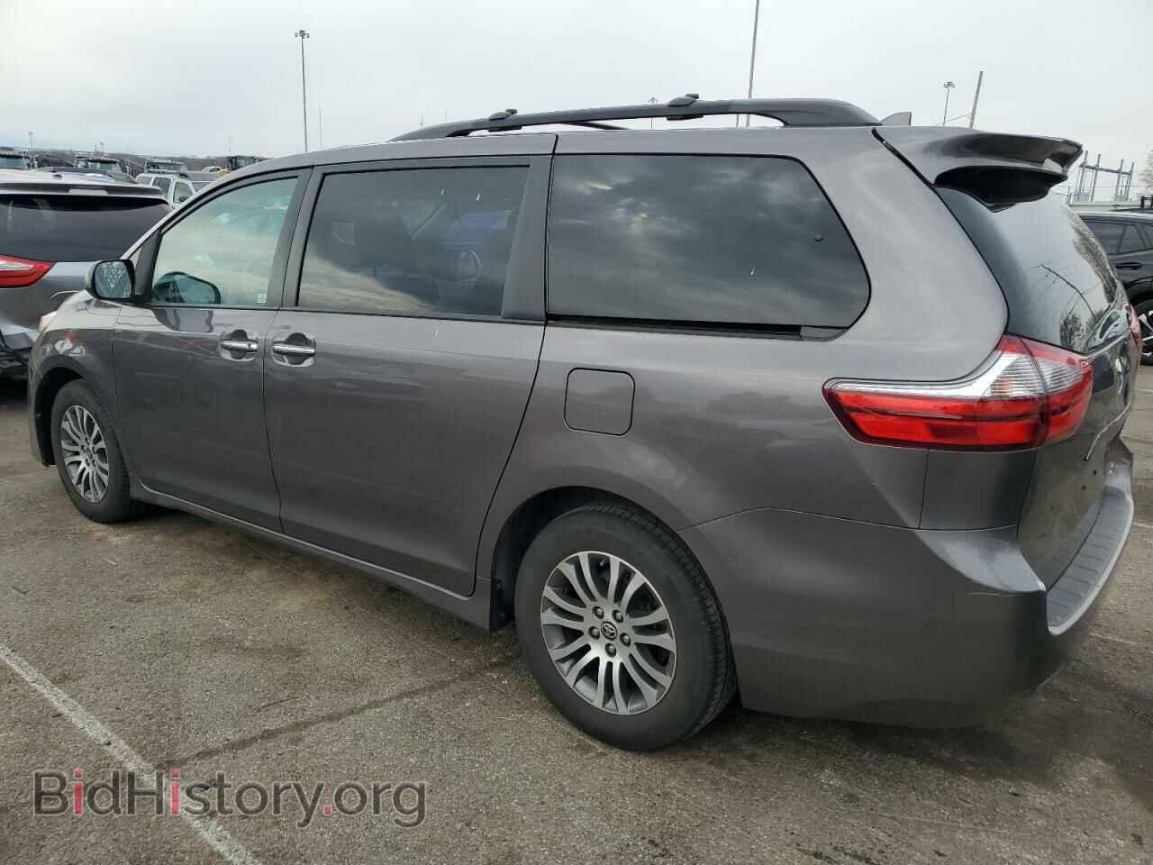 2020 TOYOTA All Models - VIN: 5TDYZ3DC2LS077632 - Фото 2