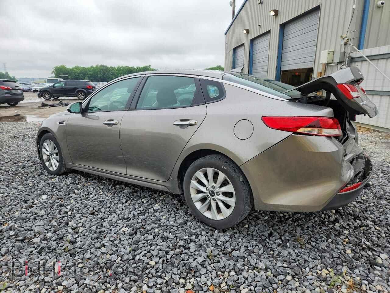 2017 KIA OPTIMA - VIN: 5XXGT4L35HG147542 - Фото 2