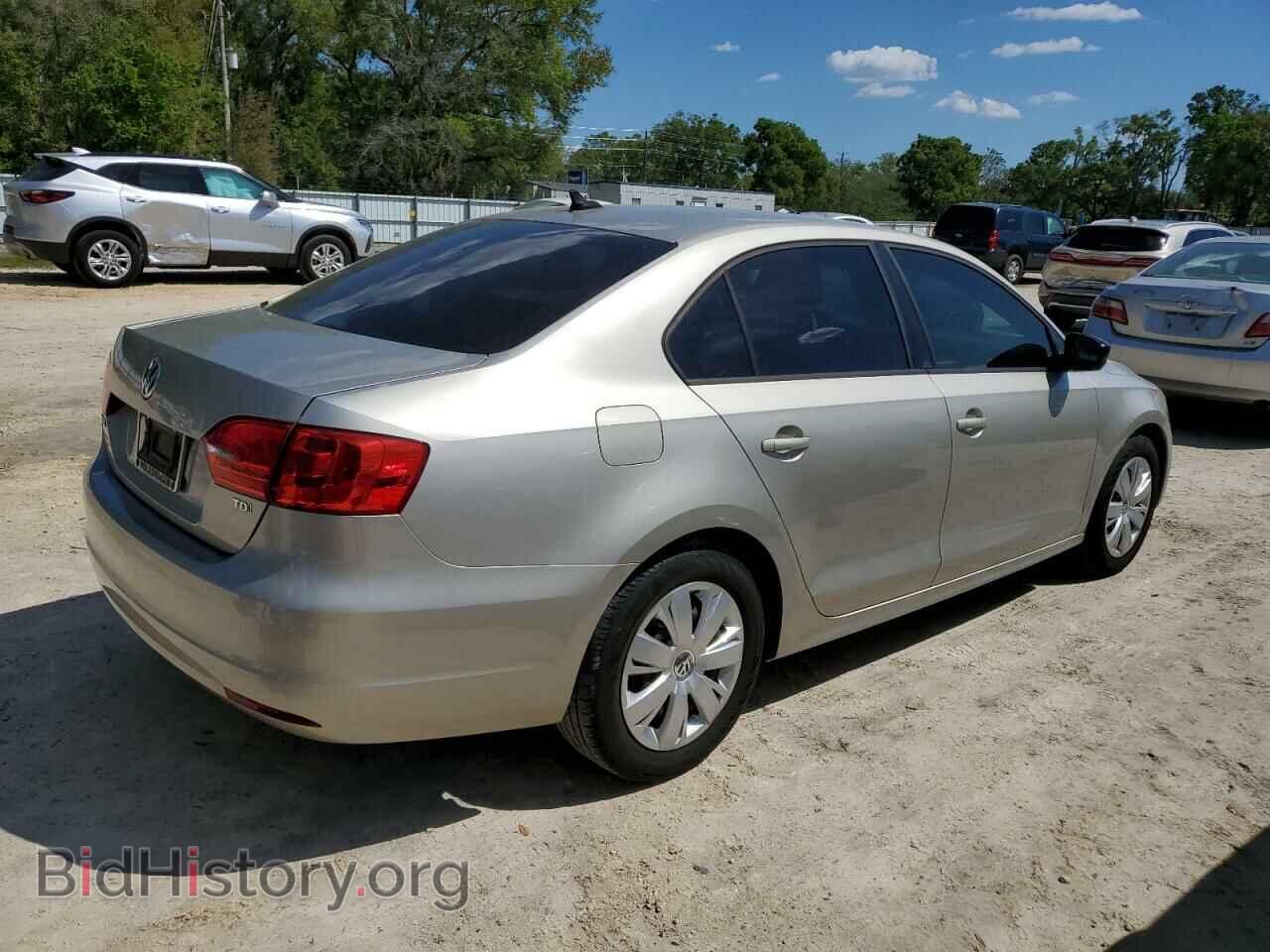 2014 VOLKSWAGEN JETTA - VIN: 3VWLL7AJ4EM330617 - Фото 3