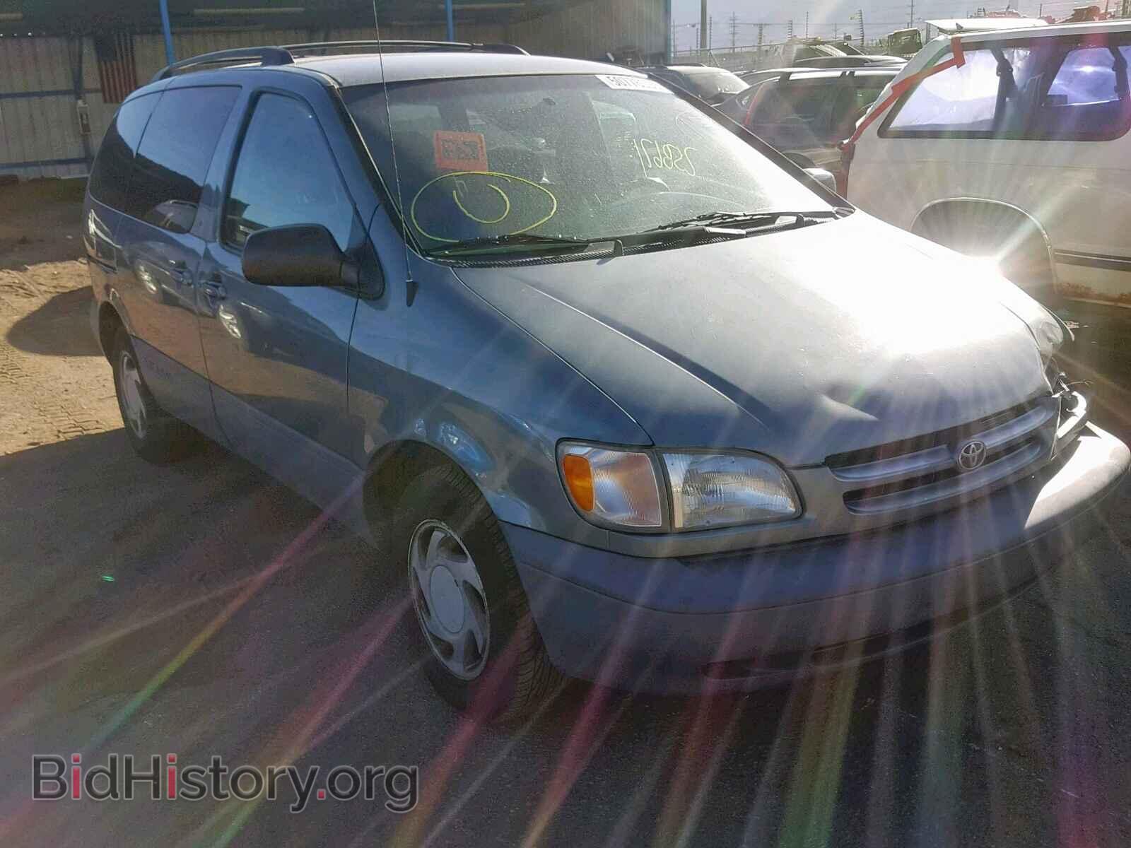 Фотография 4T3ZF13C9YU191300 - TOYOTA SIENNA LE 2000