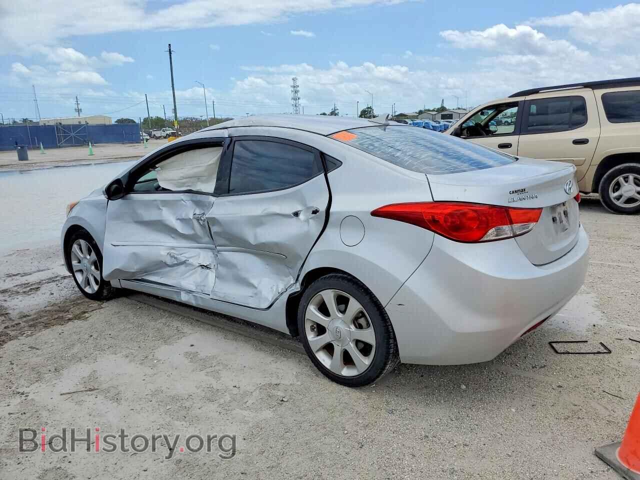 2013 HYUNDAI ELANTRA - VIN: KMHDH4AE4DU850526 - Фото 2