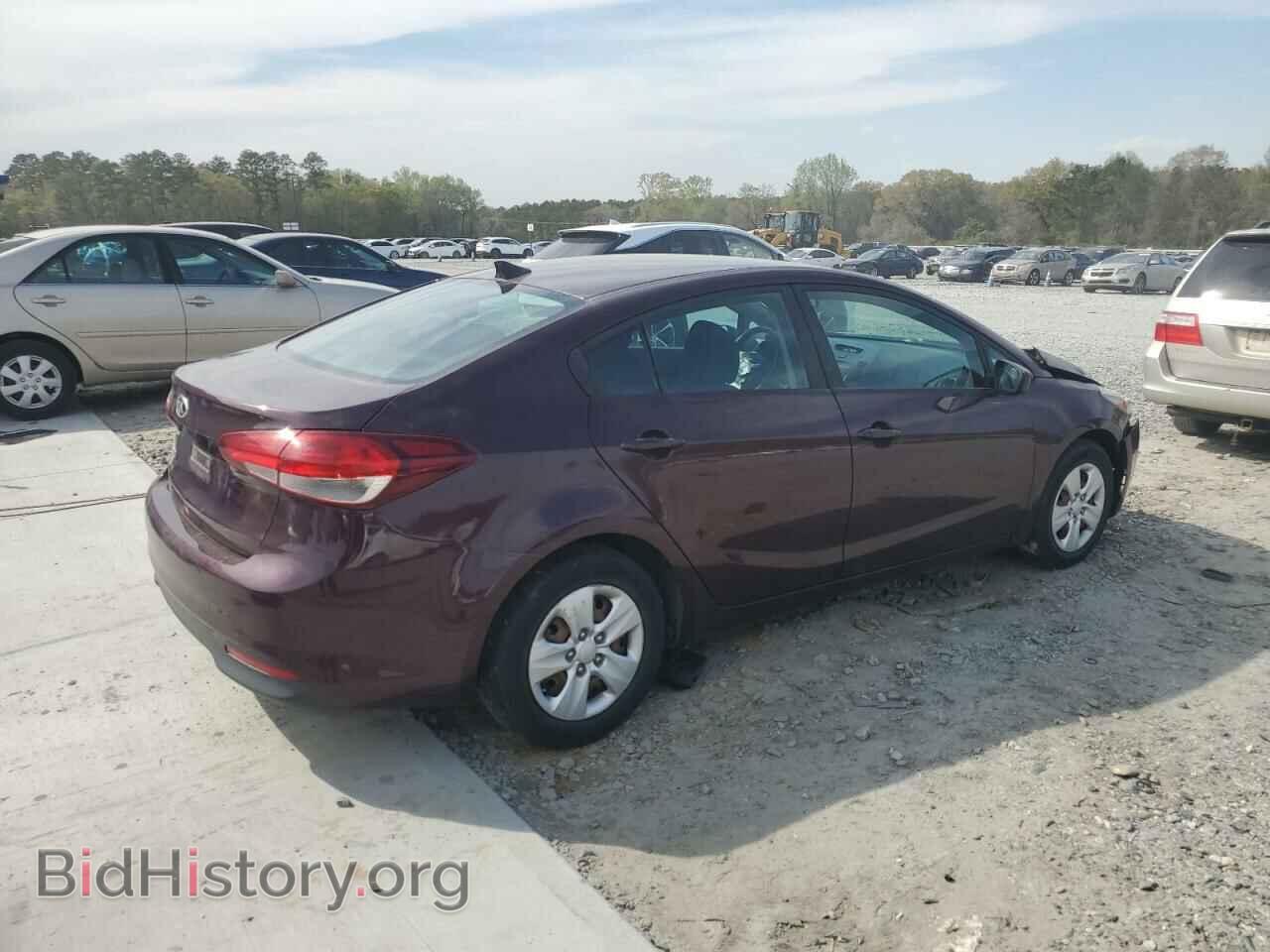 2017 KIA FORTE - VIN: 3KPFK4A78HE037971 - Фото 3