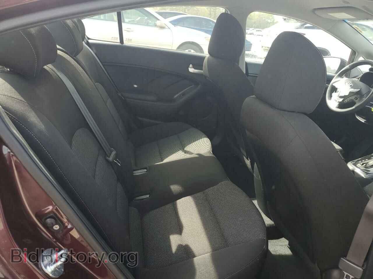 2017 KIA FORTE - VIN: 3KPFK4A78HE037971 - Фото 10