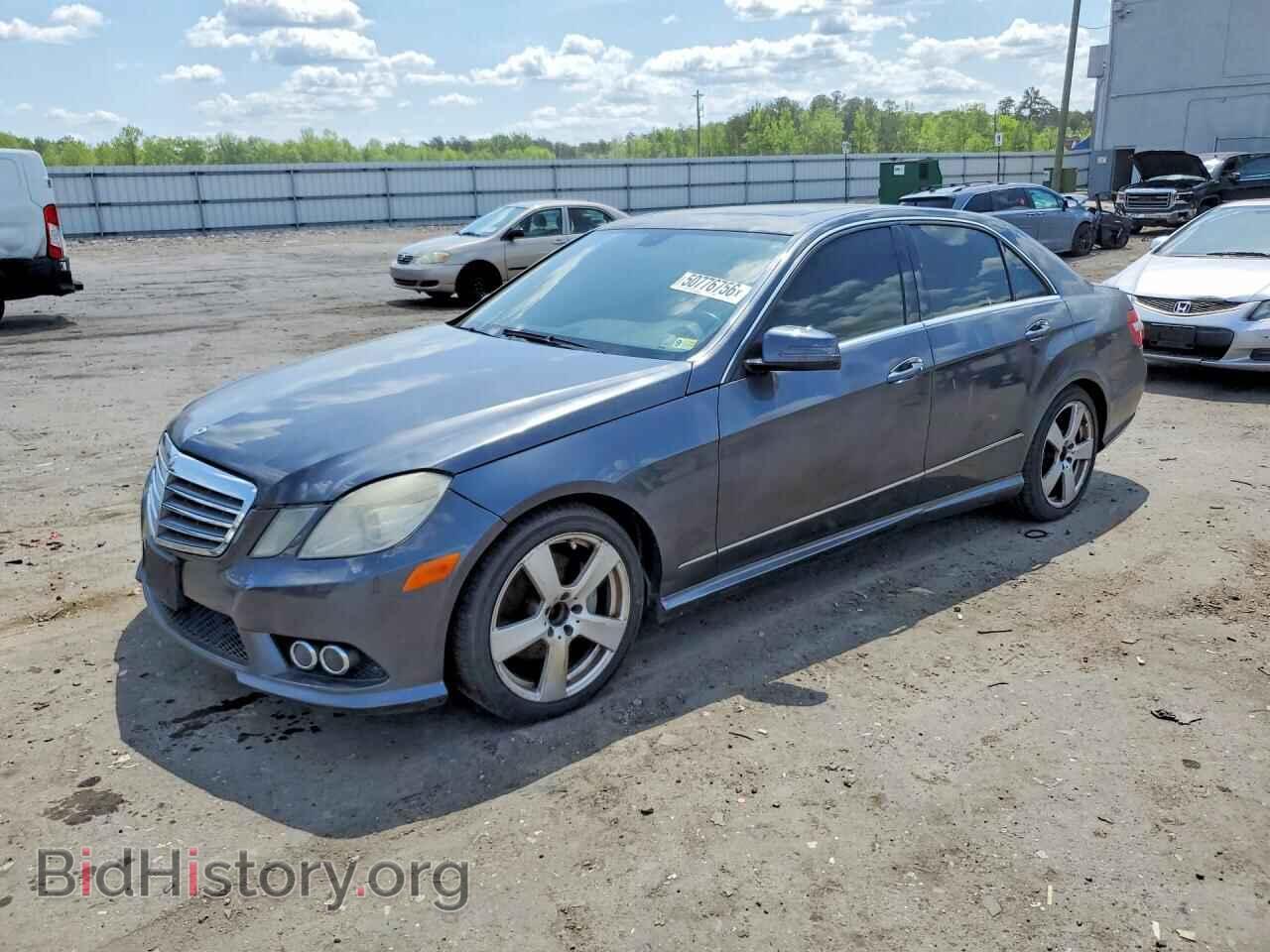 Photo WDDHF8HB9AA133492 - MERCEDES-BENZ E-CLASS 2010