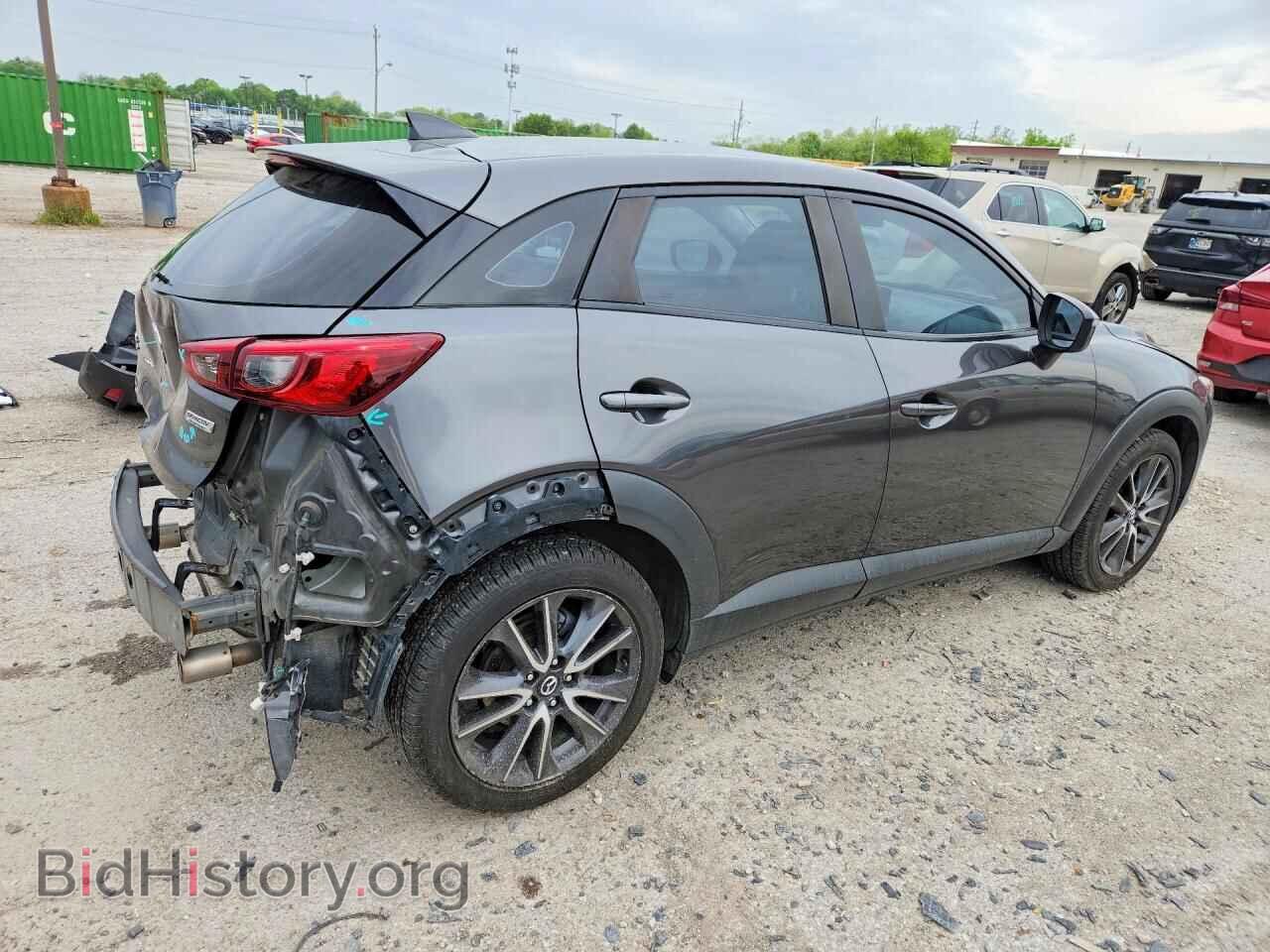 2018 MAZDA CX-3 - VIN: JM1DKFC70J1324715 - Photo 3
