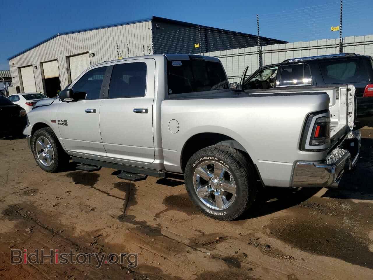 2016 RAM 1500 - VIN: 3C6RR6LT4GG363906 - Photo 2