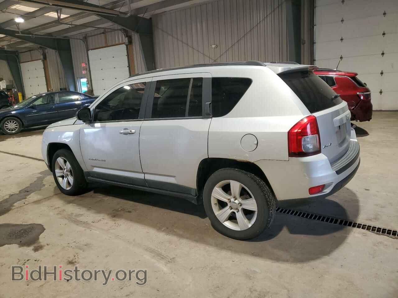 2011 JEEP COMPASS - VIN: 1J4NF1FB8BD244746 - Фото 2
