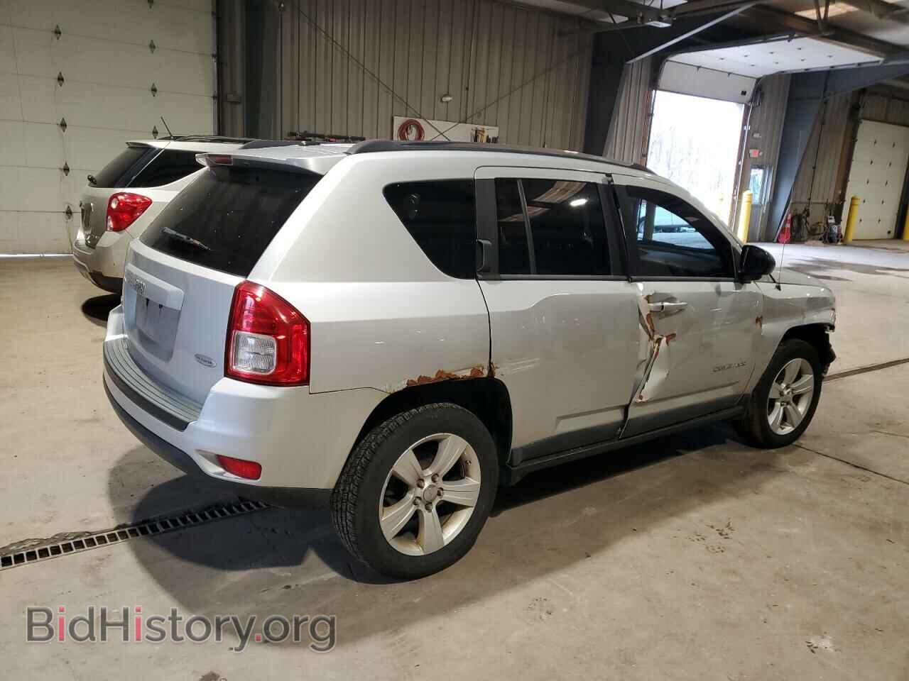 2011 JEEP COMPASS - VIN: 1J4NF1FB8BD244746 - Фото 3