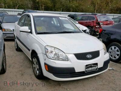 2008 Kia RIO BASE, белый — VIN KNADE123286420672, Copart