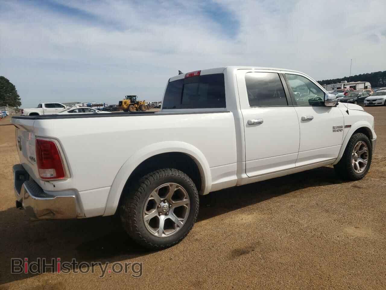2015 RAM 1500 - VIN: 1C6RR7VM4FS657695 - Фото 3