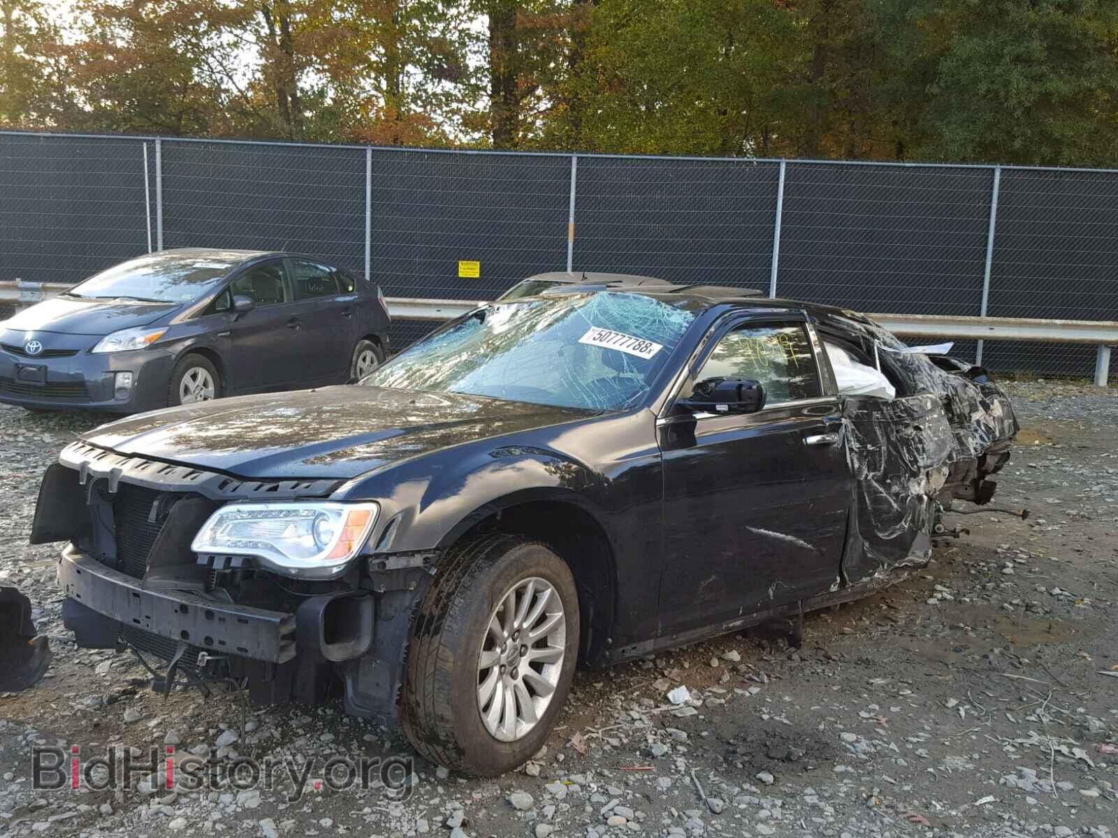 2013 CHRYSLER 300 - VIN: 2C3CCAAG5DH513384 - Фото 2