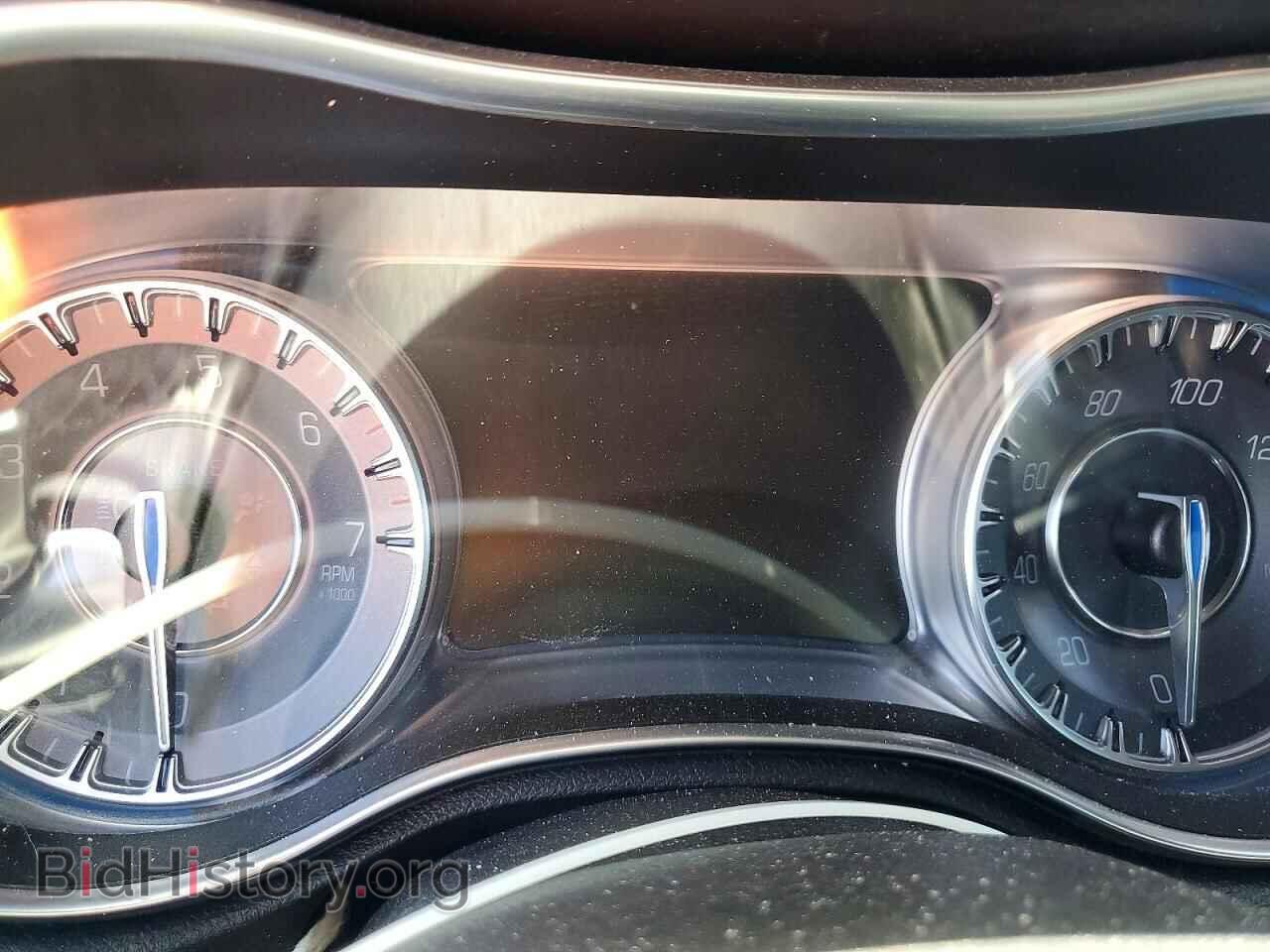 2021 CHRYSLER 300 - VIN: 2C3CCABG4MH532796 - Photo 9