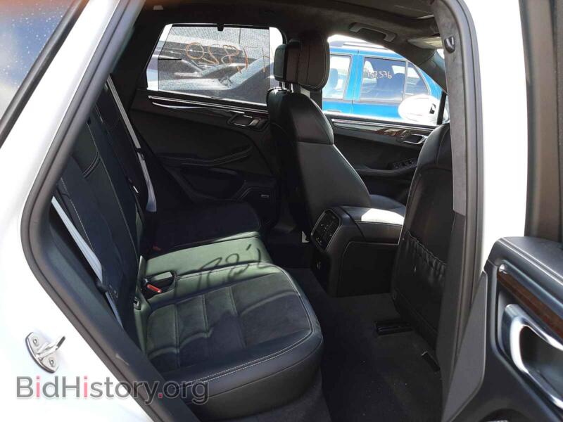 2017 Porsche MACAN (VIN WP1AG2A55HLB54010) — фото 6 из 10