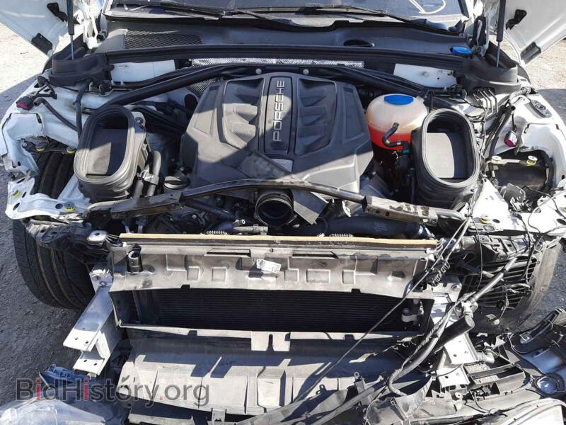 2017 Porsche MACAN (VIN WP1AG2A55HLB54010) — фото 7 из 10
