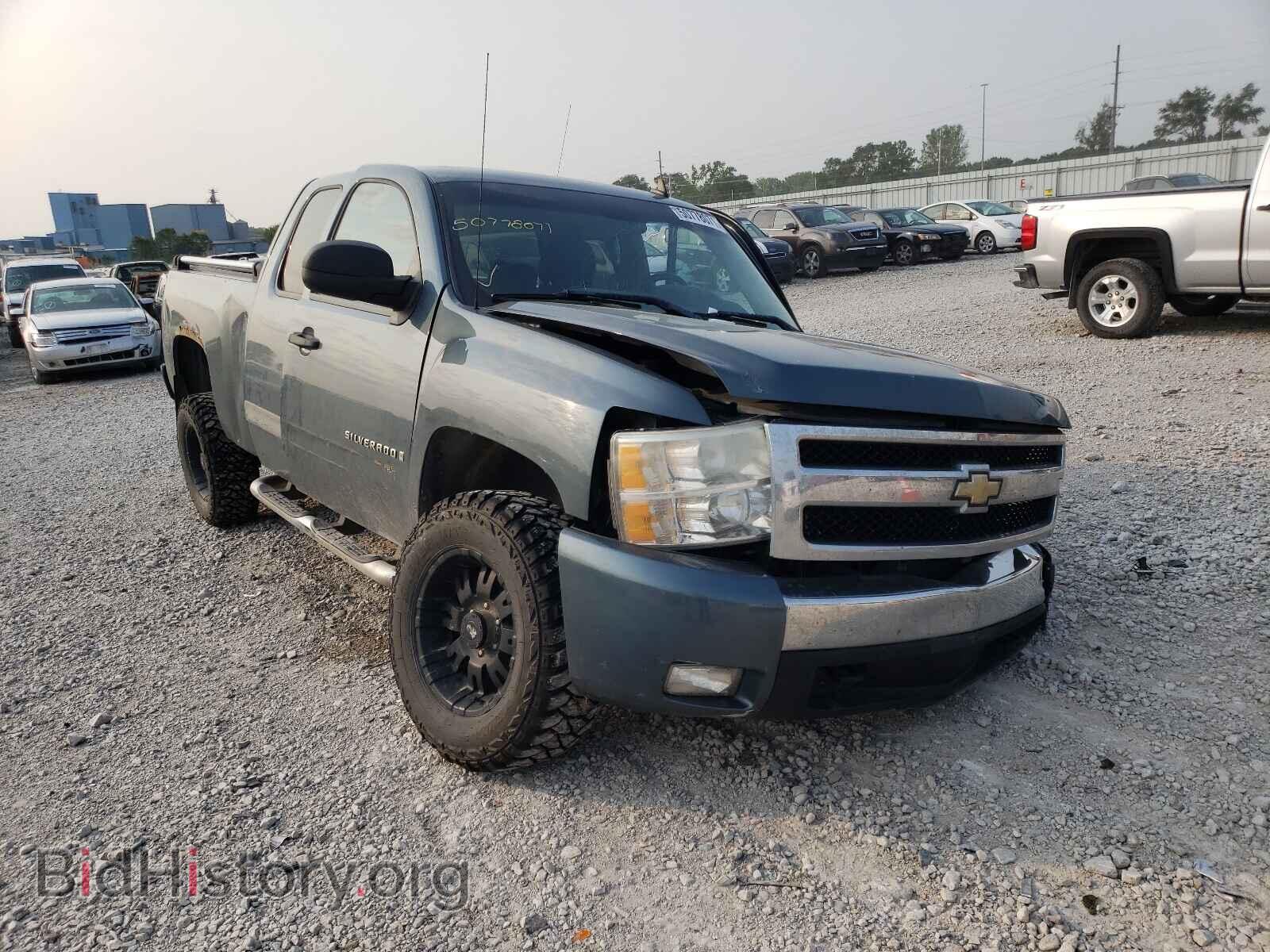 Фотография 2GCEK190381279226 - CHEVROLET SILVERADO 2008