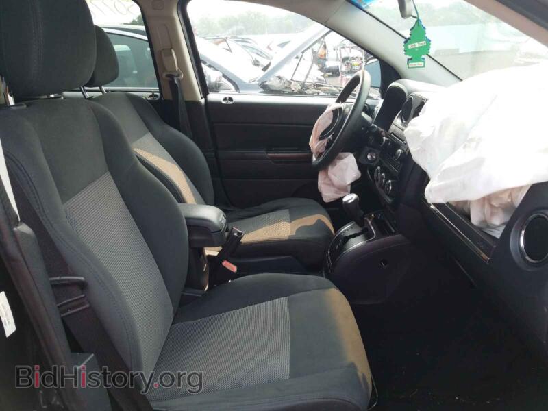 2011 Jeep COMPASS (VIN 1J4NF1FB6BD180464) — photo 5 of 10