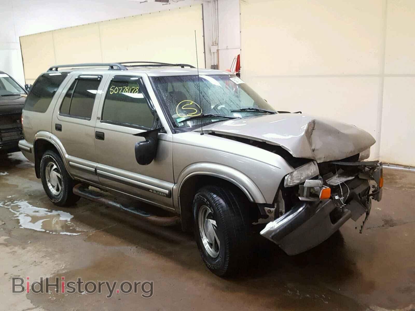 Photo 1GNDT13W0W2287410 - CHEVROLET BLAZER 1998
