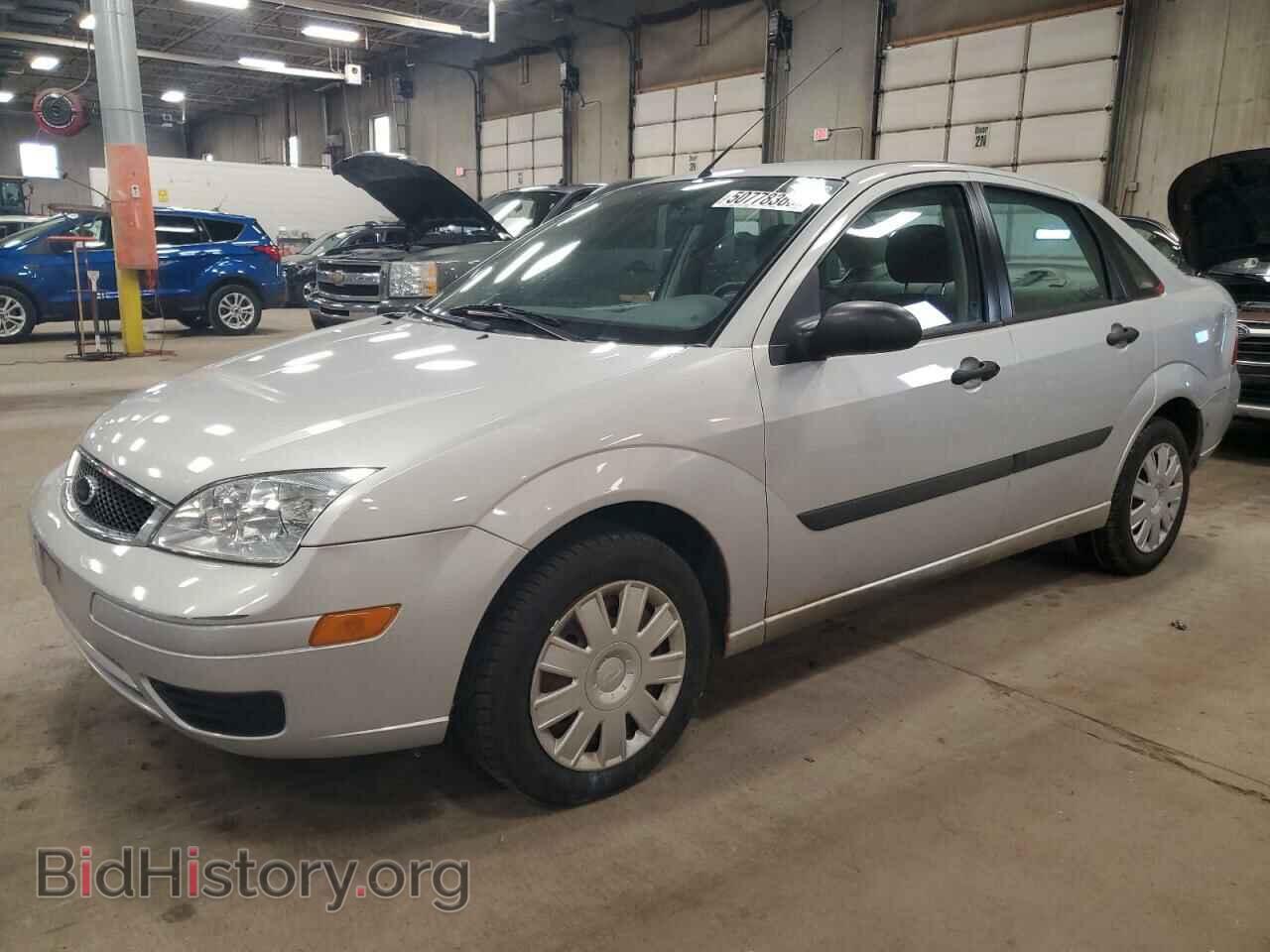 Photo 1FAFP34N15W109199 - FORD FOCUS 2005