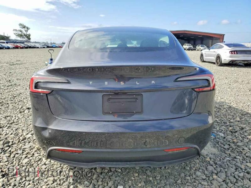 2024 Tesla MODEL 3 (VIN 5YJ3E1EA9RF826883) — фото 6 из 14