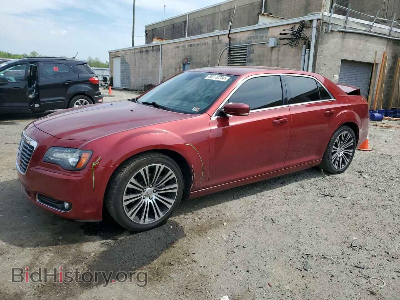 Фотография 2C3CCABG6DH613220 - CHRYSLER 300 2013