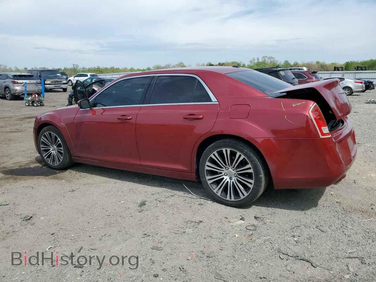2013 CHRYSLER 300 - VIN: 2C3CCABG6DH613220 - Фото 2