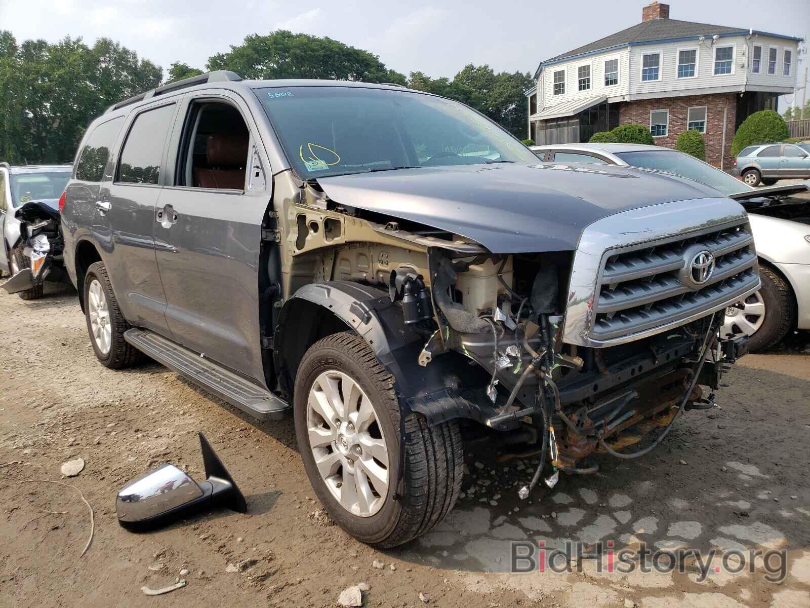 Photo 5TDDY5G16DS090554 - TOYOTA SEQUOIA 2013
