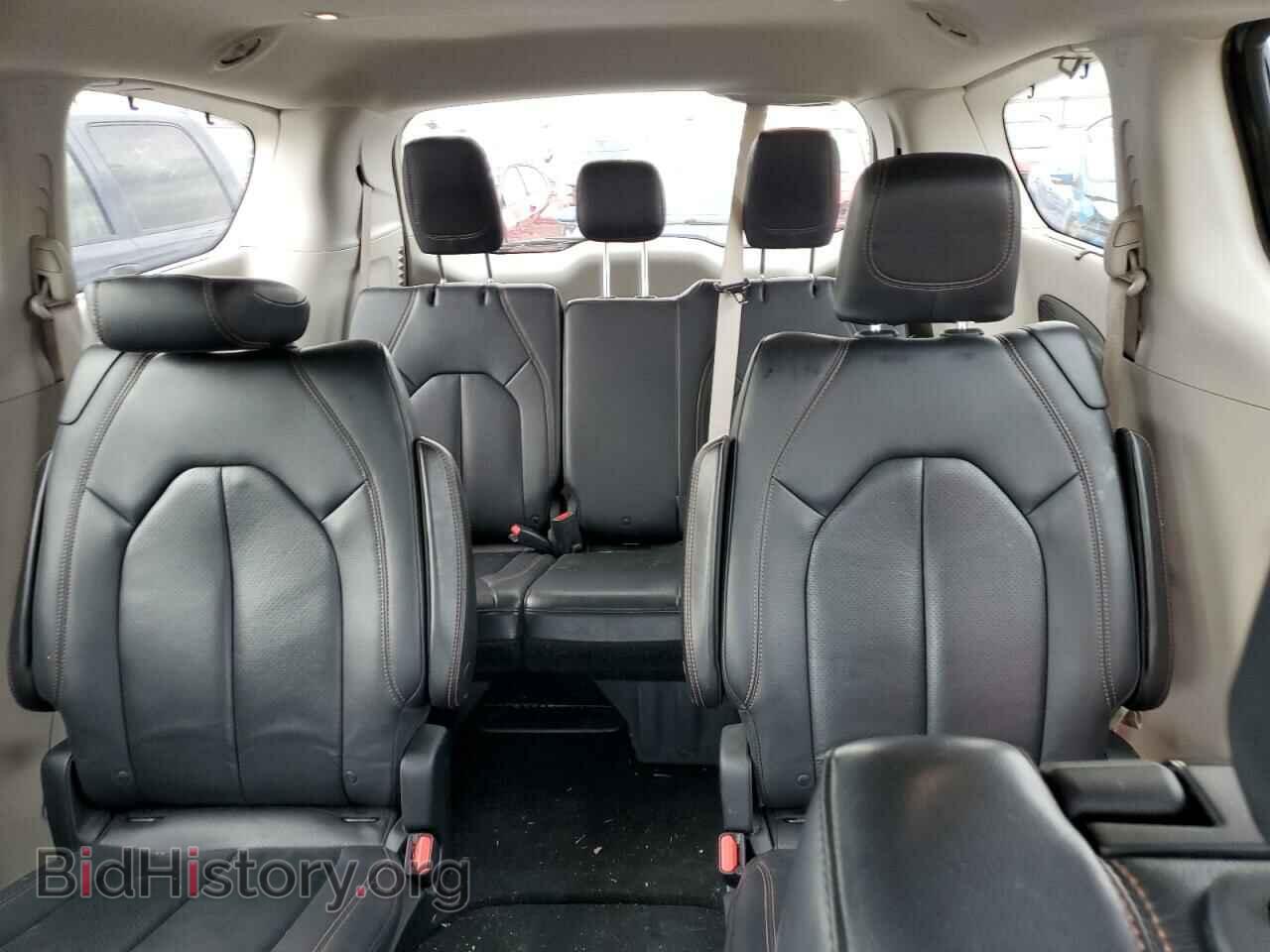 2018 CHRYSLER PACIFICA - VIN: 2C4RC1EG0JR130216 - Фото 10