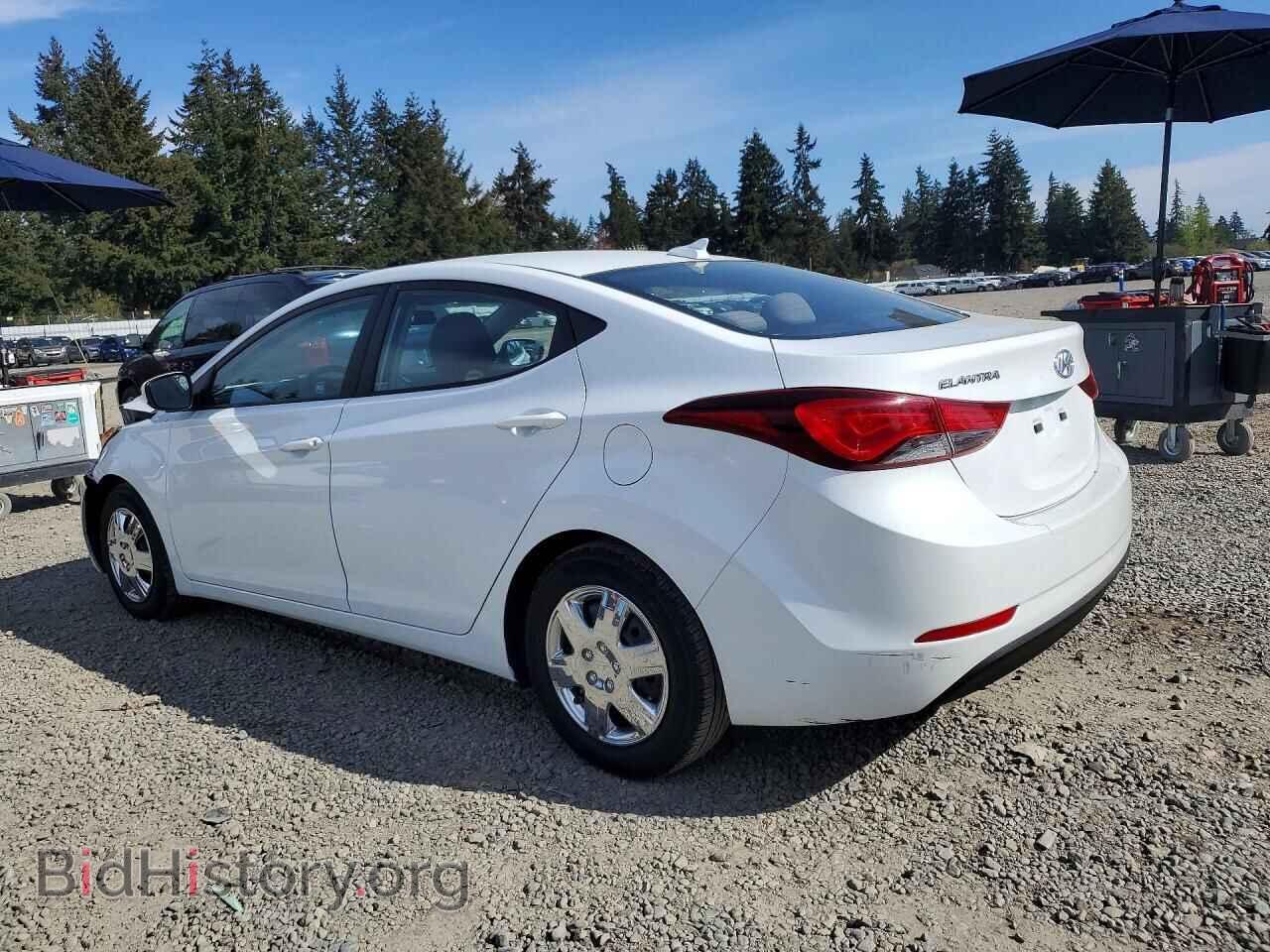 2016 HYUNDAI ELANTRA - VIN: 5NPDH4AE3GH721275 - Фото 2