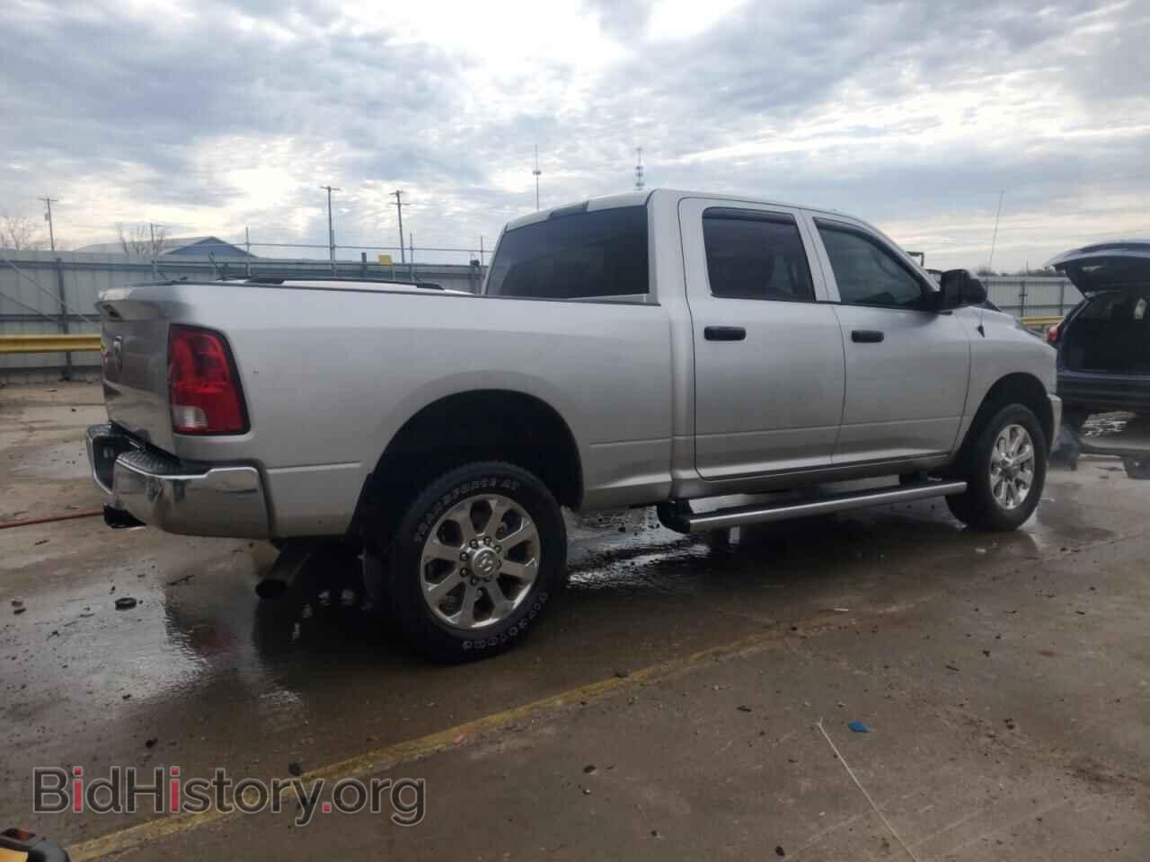2013 RAM All Models - VIN: 3C6UR5CL9DG602320 - Фото 3
