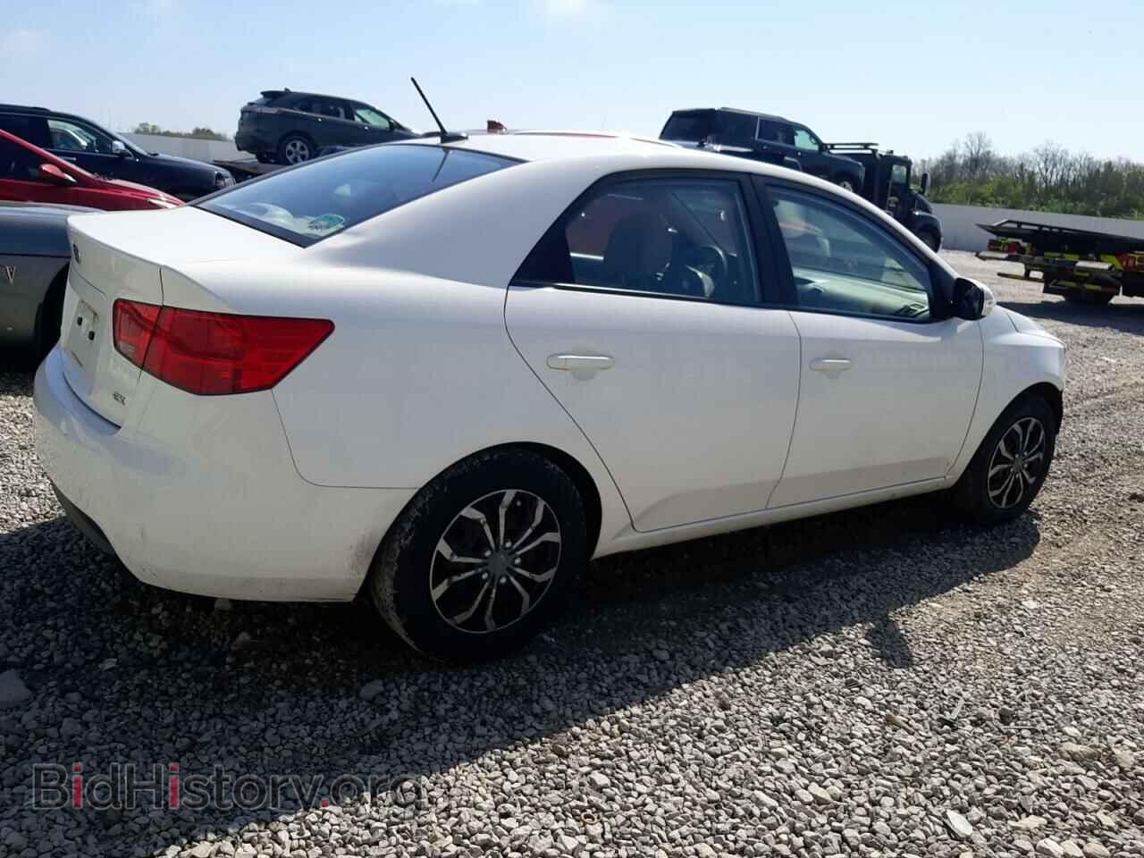 2010 KIA FORTE - VIN: KNAFU4A29A5111184 - Фото 3