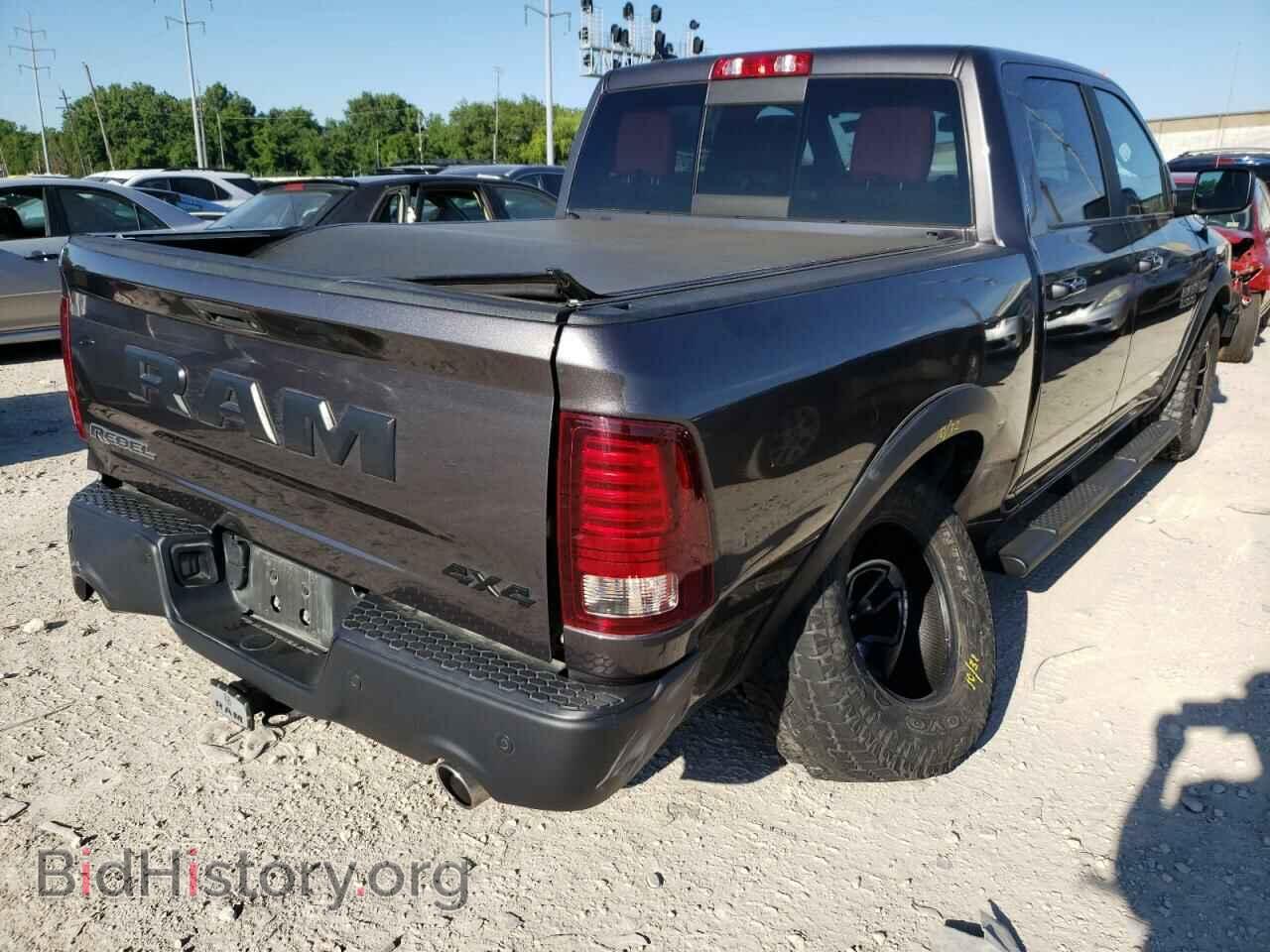 2017 RAM 1500 - VIN: 1C6RR7YT7HS572582 - Фото 4