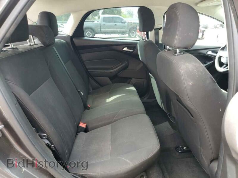 2015 Ford FOCUS (VIN 1FADP3K23FL369154) — photo 10 of 13