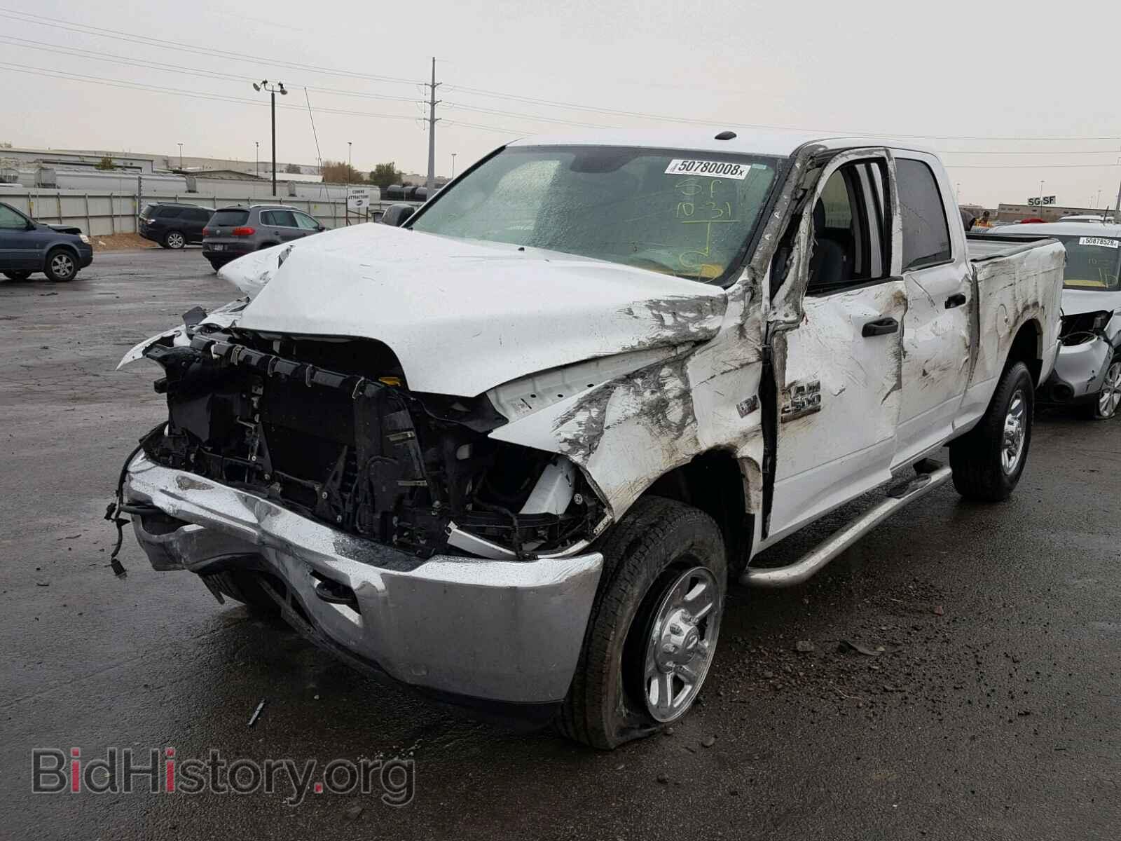 2016 RAM 2500 ST - VIN: 3C6UR5CJ4GG197020 - Фото 2