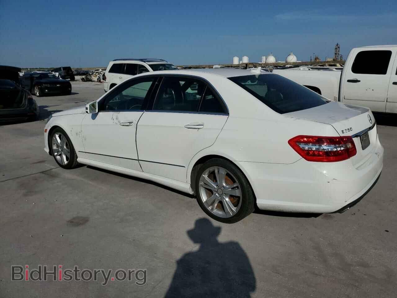 2013 MERCEDES-BENZ E-CLASS - VIN: WDDHF5KB0DA723253 - Фото 2