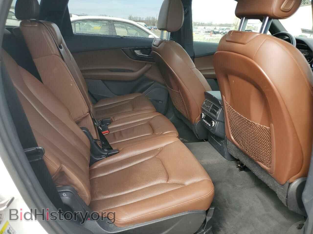 2017 AUDI Q7 - VIN: WA1VAAF76HD031202 - Фото 11