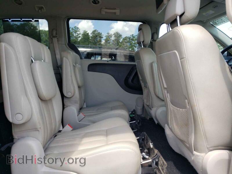2011 Chrysler MINIVAN (VIN 2A4RR8DG0BR615122) — photo 6 of 10