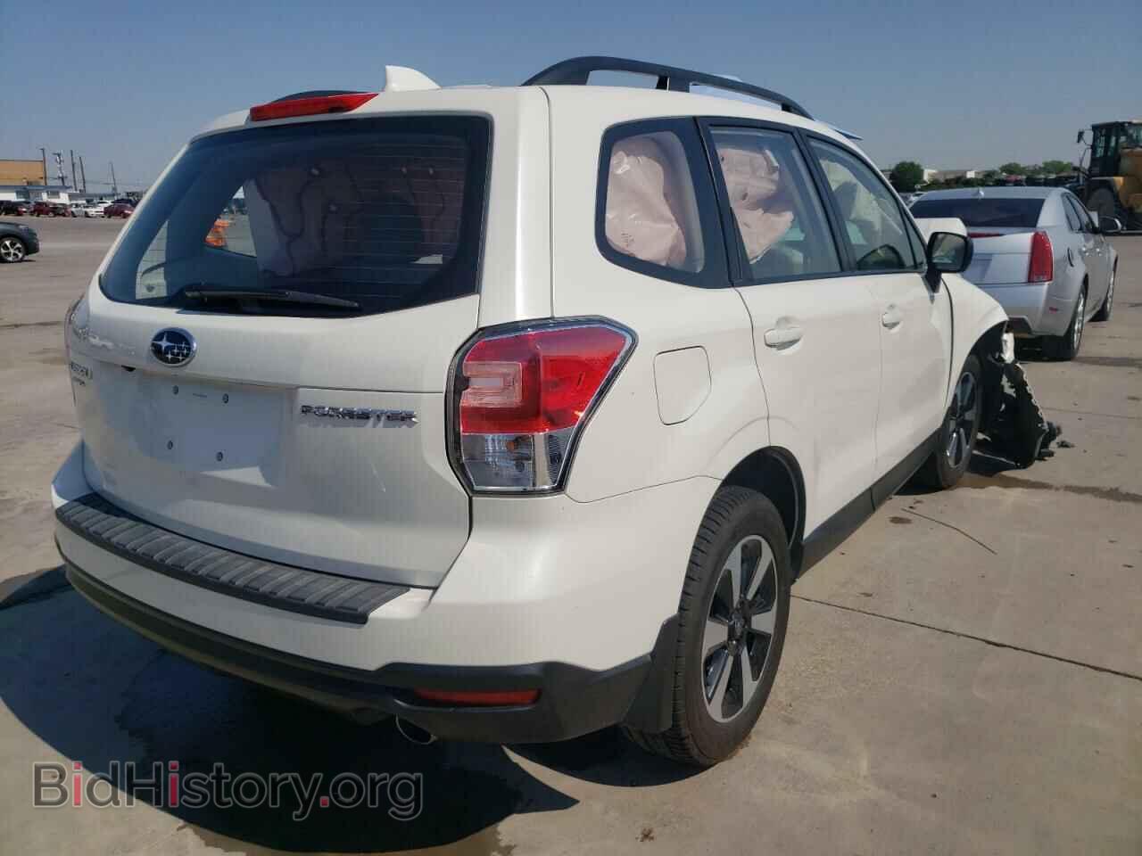 2018 SUBARU FORESTER - VIN: JF2SJABC3JH579959 - Фото 4