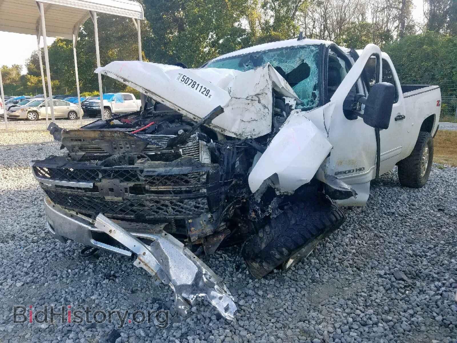 2011 CHEVROLET SILVERADO - VIN: 1GC1KXE83BF121126 - Фото 2