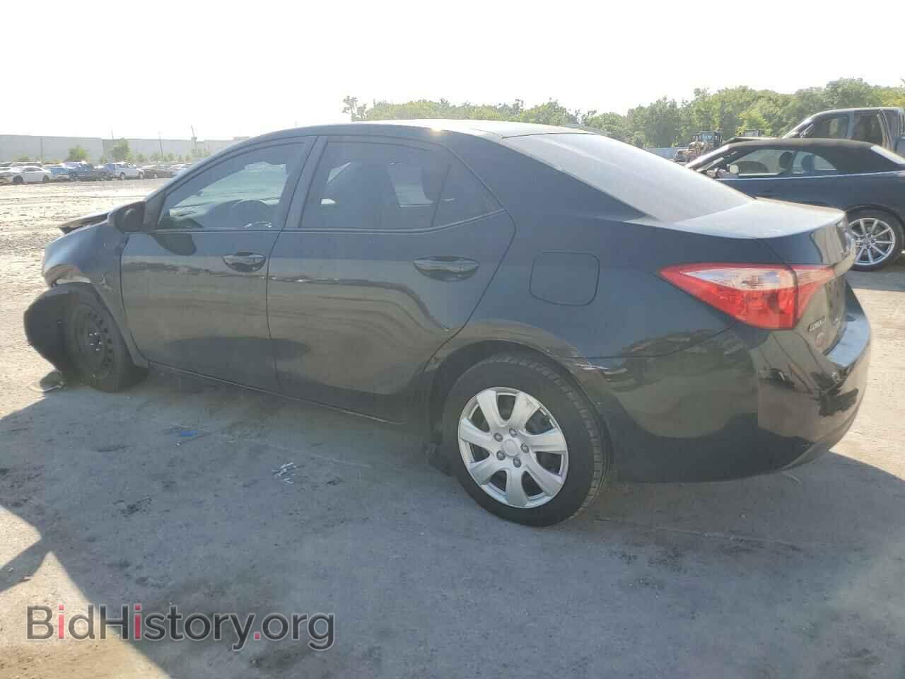 2018 TOYOTA COROLLA - VIN: 5YFBURHE2JP767924 - Фото 2