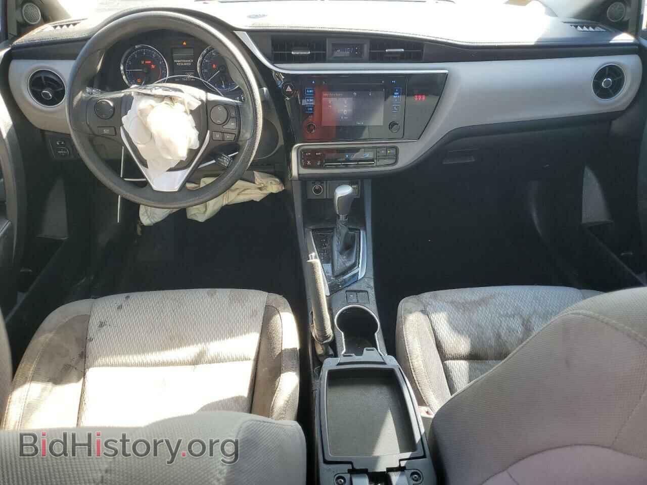 2018 TOYOTA COROLLA - VIN: 5YFBURHE2JP767924 - Фото 8
