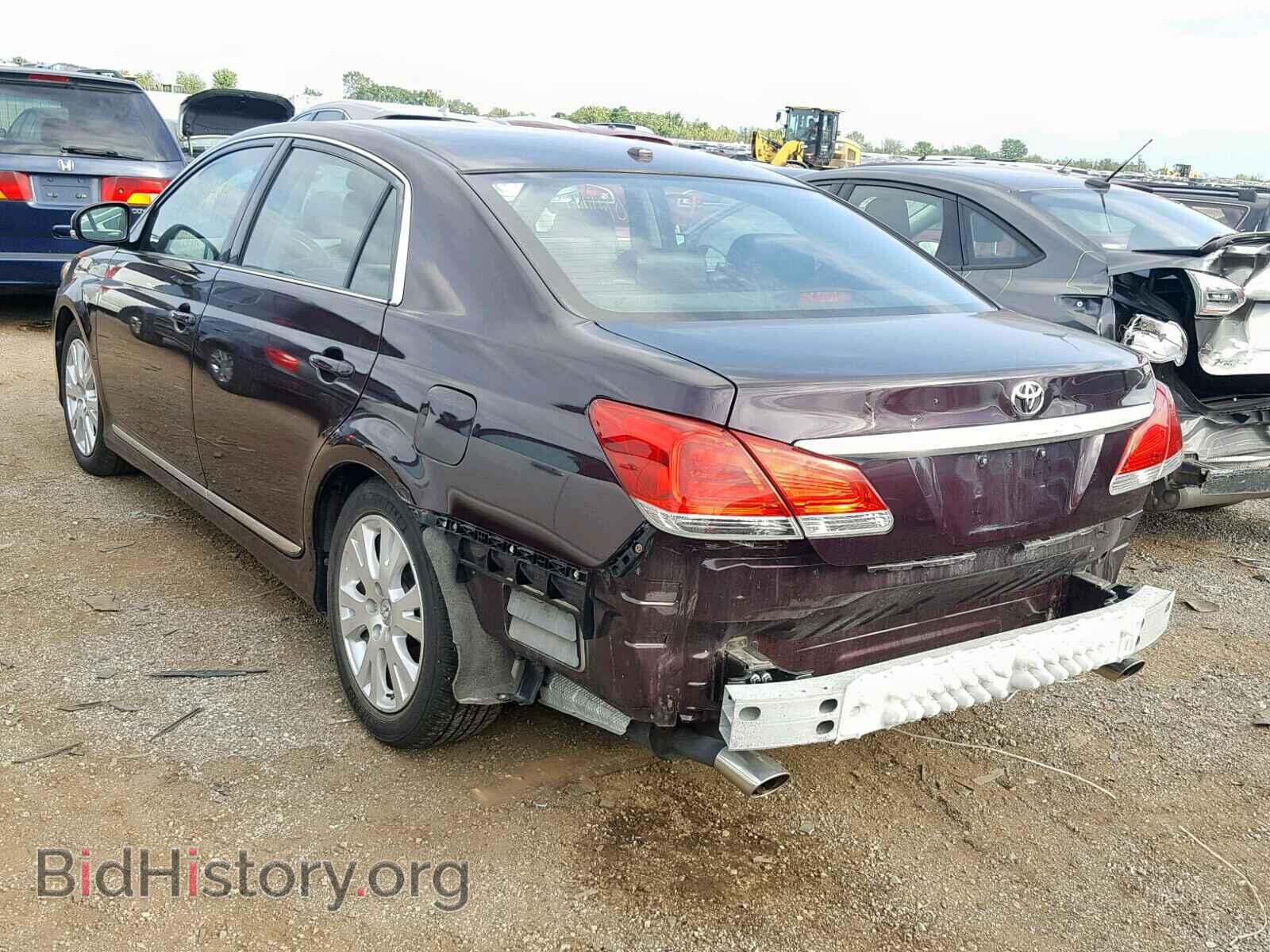 2011 TOYOTA AVALON - VIN: 4T1BK3DBXBU379449 - Фото 3