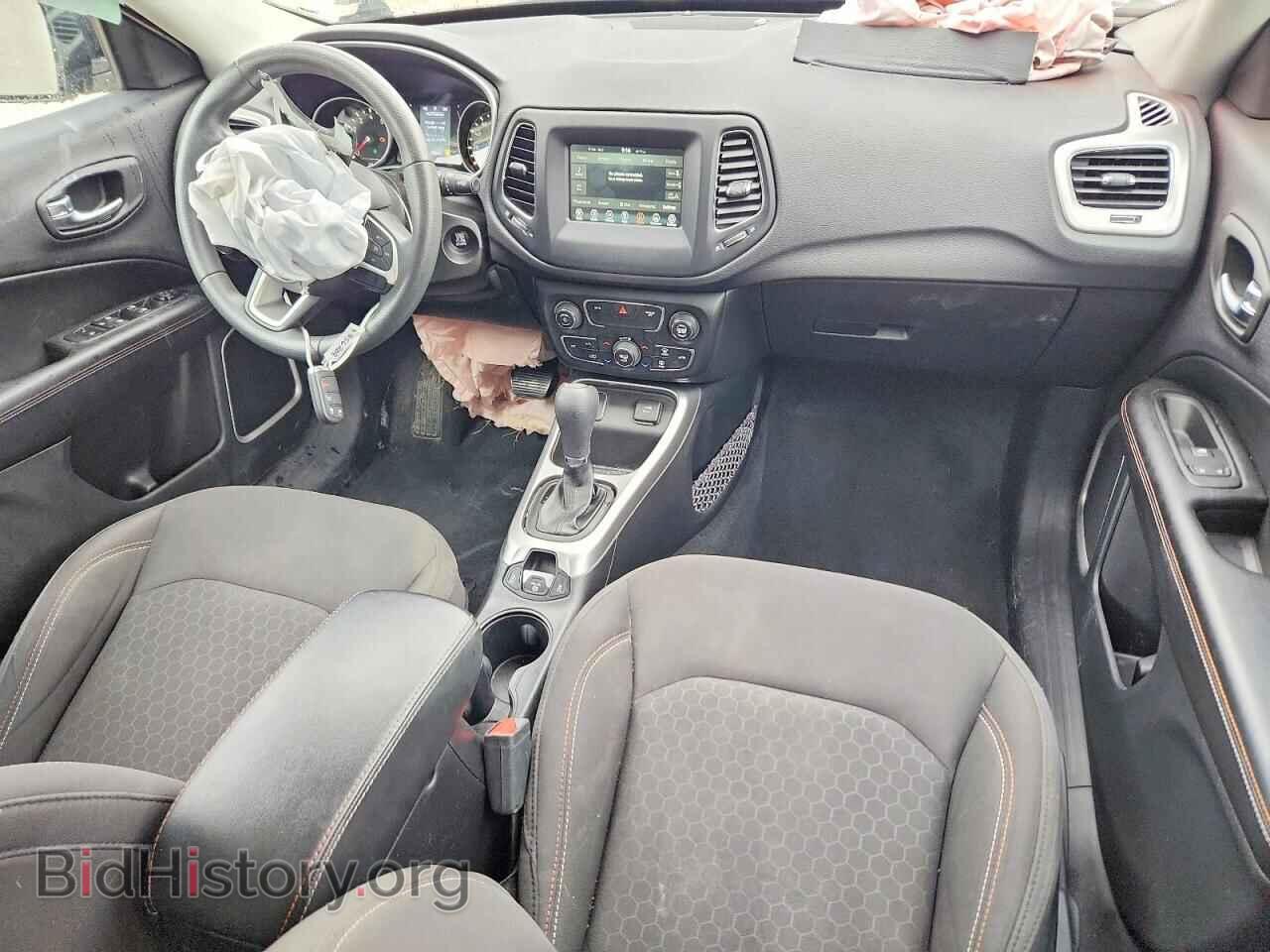 2019 JEEP COMPASS - VIN: 3C4NJCAB3KT856208 - Фото 8