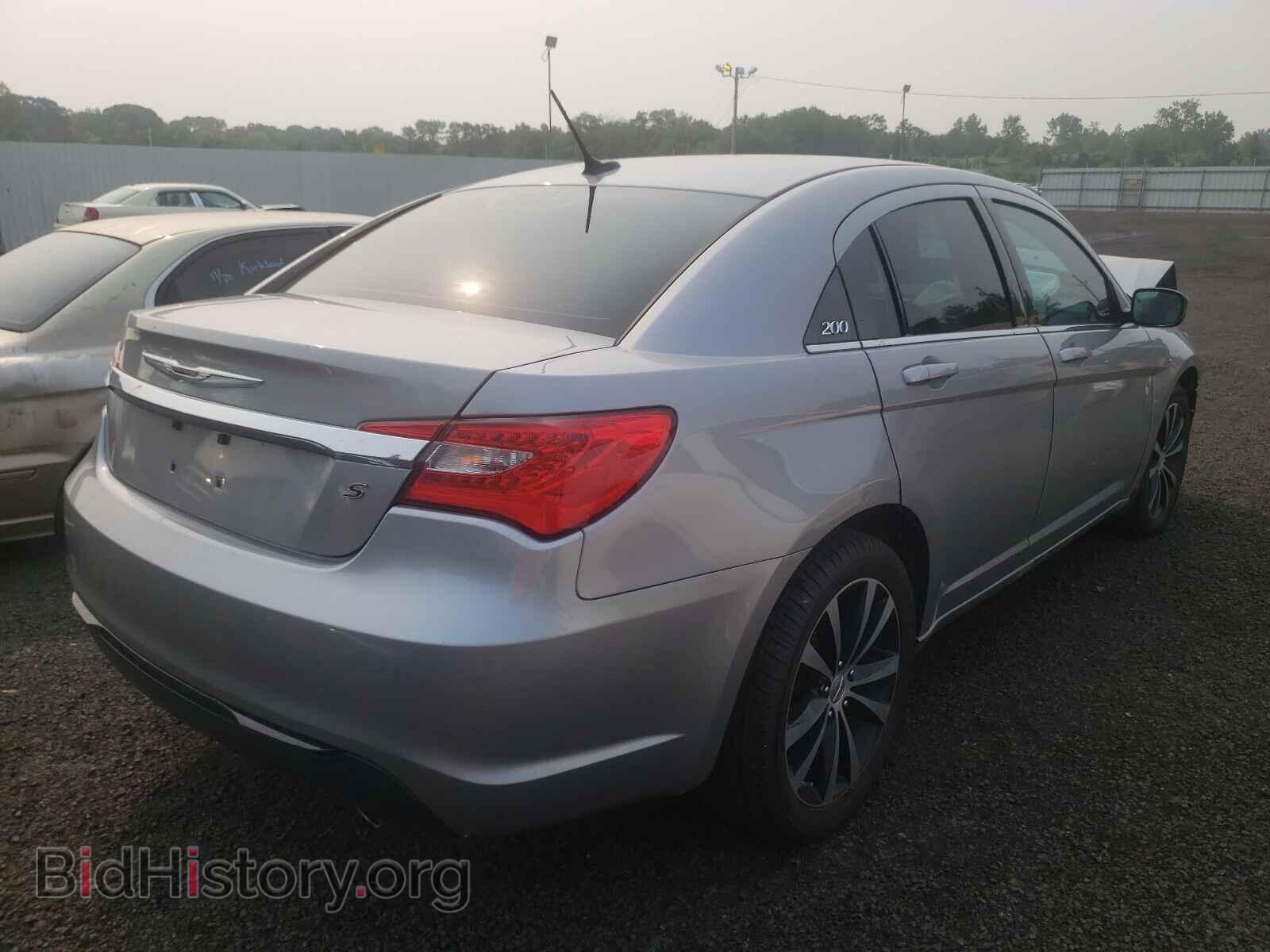 2013 CHRYSLER 200 - VIN: 1C3CCBHG2DN667425 - Фото 4